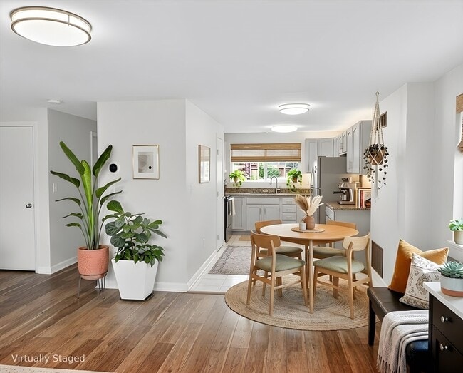 1695 N Shore Rd in Revere, MA - Building Photo - Building Photo