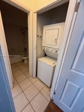 1971 NW 96th Ter, Unit 9G in Pembroke Pines, FL - Building Photo - Building Photo