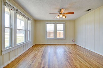 2820 Frazier Ave in Fort Worth, TX - Building Photo - Building Photo