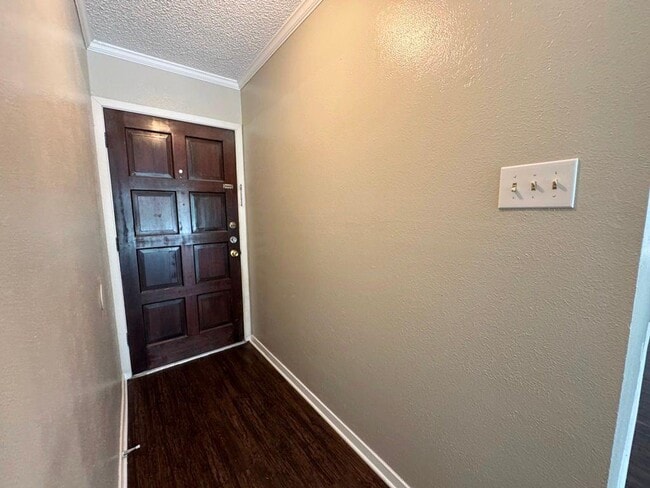 1107 Spearson Ln in Austin, TX - Building Photo - Building Photo