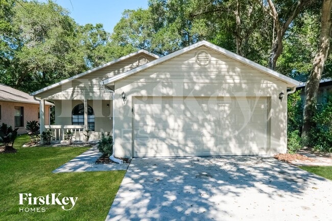 property at 906 Hart St