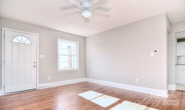1437 Springwood Ln in Charlotte, NC - Building Photo - Building Photo