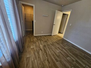 1483 Dorothy Ave in Las Vegas, NV - Building Photo - Building Photo