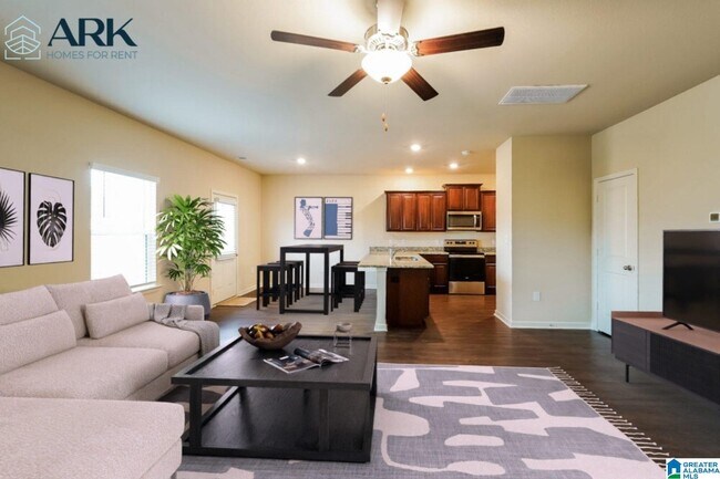525 Clover Cir in Springville, AL - Building Photo - Building Photo