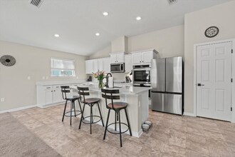 2243 Burton Island Wy in Jacksonville, FL - Building Photo - Building Photo