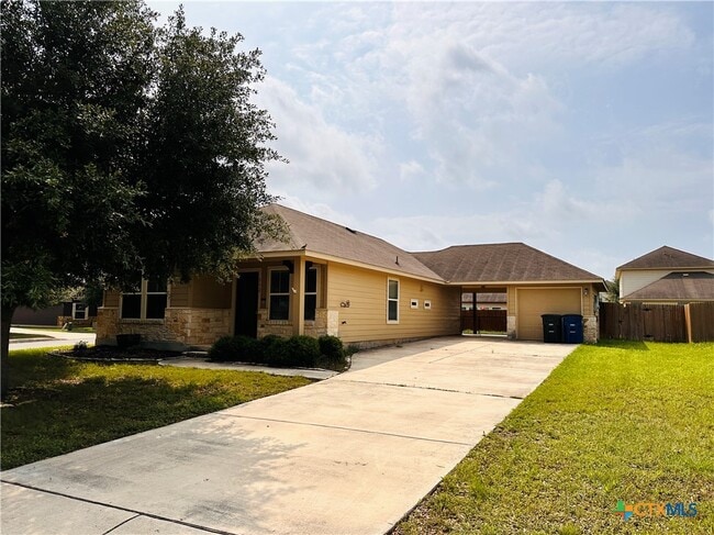 532 Magnolia Wind in New Braunfels, TX - Building Photo - Building Photo