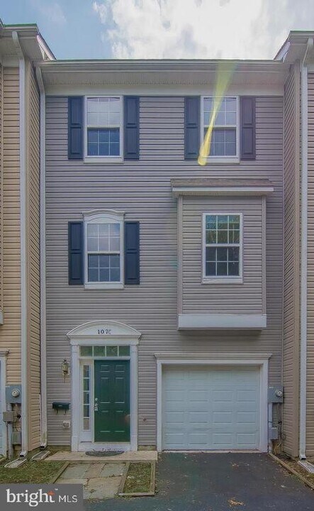 107 Burck St in Frederick, MD - Building Photo