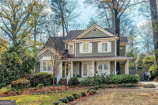 property at 302 Hascall Rd NW