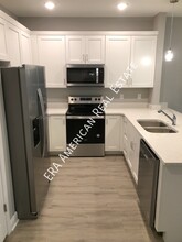 999 Skylark Rd in Mary Esther, FL - Building Photo - Building Photo