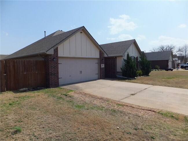 320 Jack Perry Dr in Centerton, AR - Building Photo - Building Photo