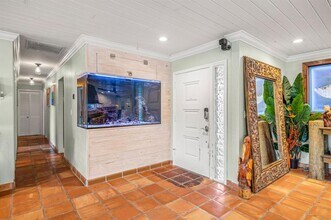 8728 Bay Crest Ln in Tampa, FL - Building Photo - Building Photo