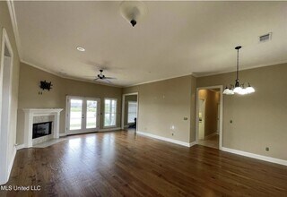 173 Clearview Dr W in Madison, MS - Building Photo - Building Photo