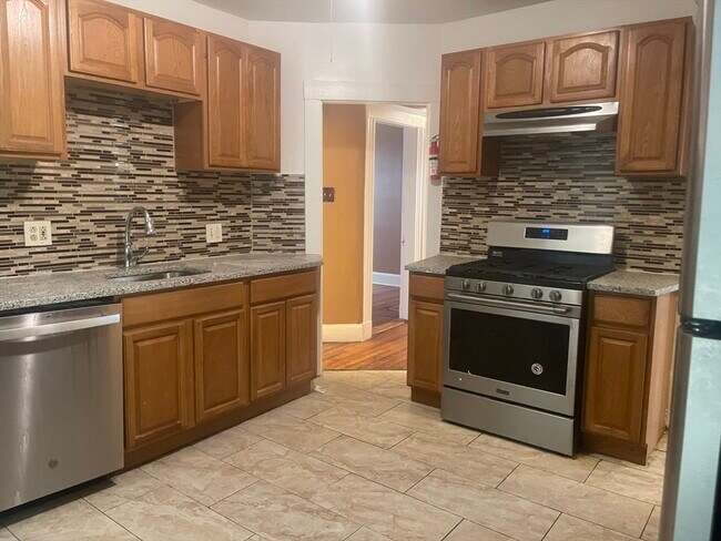 property at 6 Bailey St