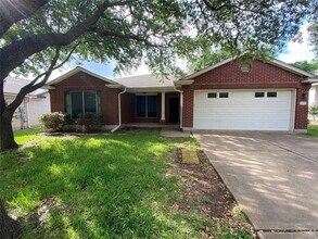2402 Hallie Ln in Round Rock, TX - Building Photo - Building Photo