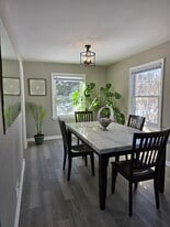 10535 W Spring Green Rd in Hales Corners, WI - Building Photo