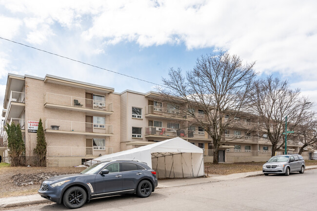 3035 De La Forest St in Québec, QC - Building Photo - Building Photo