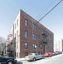 800 E 224th in Bronx, NY - Building Photo - Building Photo