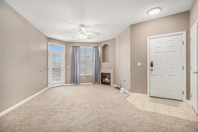 5694 N Gibralter Way in Aurora, CO - Building Photo - Building Photo