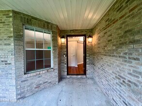 1800 Castille Dr in Orange Park, FL - Foto de edificio - Building Photo