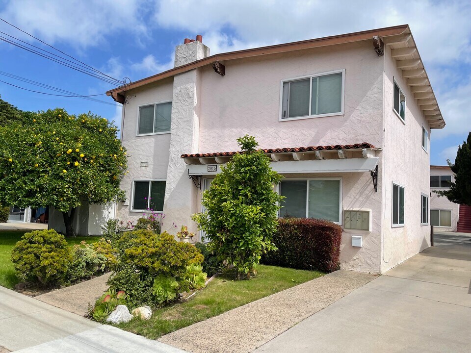 2015 Plant Ave in Redondo Beach, CA - Building Photo