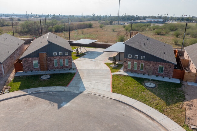 1007 Hidden Hills St, Unit Apt #1