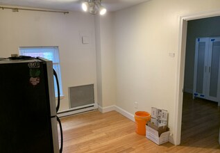 10 Bartlett Pl, Unit 2 in Boston, MA - Building Photo - Building Photo