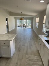 7630 Pesaro Dr in Sarasota, FL - Foto de edificio - Building Photo