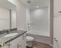 9588 Hood Rd in Jacksonville, FL - Building Photo