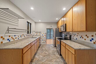 431 Lynetree Dr in West Chester, PA - Building Photo - Building Photo