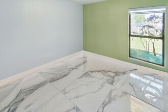 1072 Fernlea Dr in West Palm Beach, FL - Building Photo - Building Photo