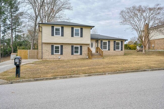 115 Sunnywood Dr in Martinez, GA - Building Photo - Building Photo