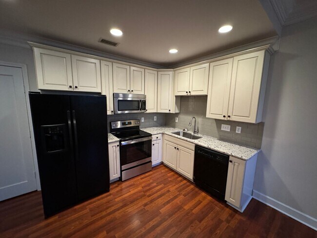 515 N Church St in Charlotte, NC - Building Photo - Building Photo