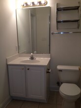 1016 Hickory Dr in Surfside Beach, SC - Foto de edificio - Building Photo