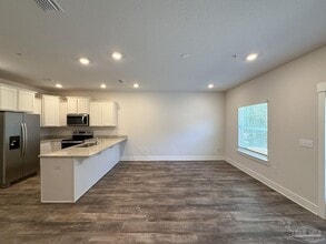 1559 Iroquois Ct in Pensacola, FL - Building Photo - Building Photo