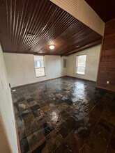 2526 Co Rd 4790 in Boyd, TX - Foto de edificio - Building Photo