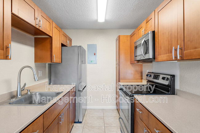 94-1394-1394 Kulewa Loop in Waipahu, HI - Building Photo - Building Photo