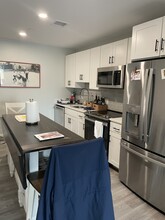 210 Old Colony Ave, Unit 406 in Boston, MA - Building Photo - Building Photo