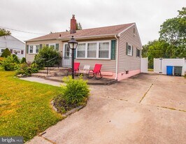 222 MacClelland Ave in Glassboro, NJ - Building Photo