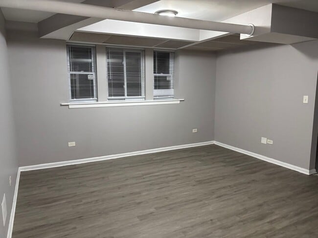 6220 S Eberhart Ave, Unit BE