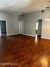 2994 Mikris Dr E in Jacksonville, FL - Building Photo - Building Photo
