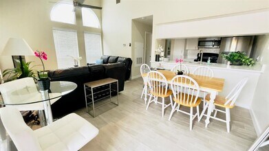 2902 Cole St in Austin, TX - Building Photo - Building Photo