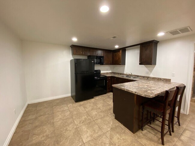 75 E 800 S-Unit -Unit C in Ivins, UT - Building Photo - Building Photo