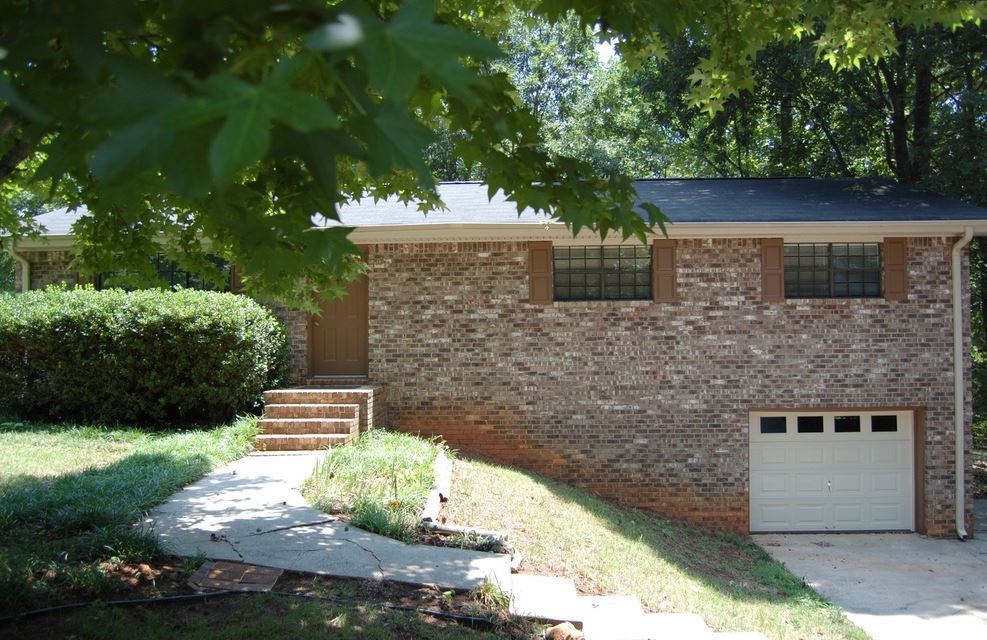 3288 Douglas Ln in Kennesaw, GA - Building Photo