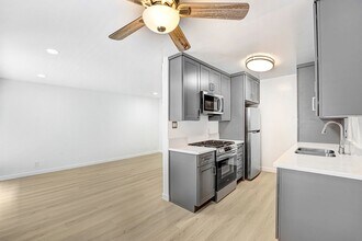 844 5th St in Santa Monica, CA - Building Photo - Building Photo