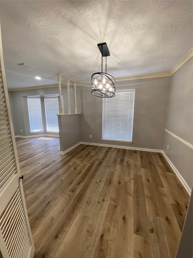 property at 11702 N Petersham Dr