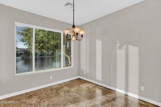 1414 W Coral Reef Dr in Gilbert, AZ - Building Photo - Building Photo