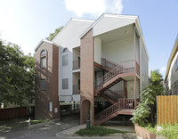 402 East 30th Street Apartments in Austin, TX - Building Photo - Building Photo