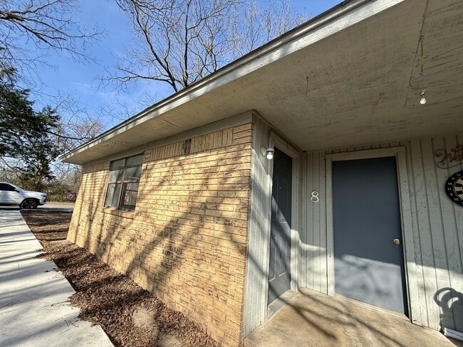 property at 8 W Cumberland