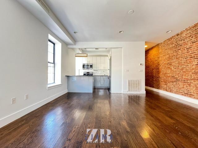 2318 Avenue D in Brooklyn, NY - Building Photo - Building Photo