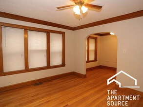 3844 N Bernard St in Chicago, IL - Building Photo - Building Photo